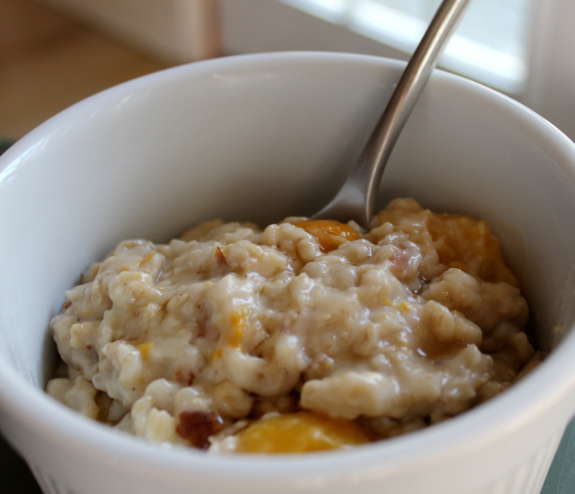 Post image for A brisk run followed by a warm breakfast (Creamy Oats and Mango)