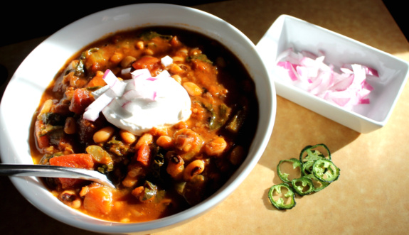 Post image for Black-Eyed Pea & Collard Green Chili