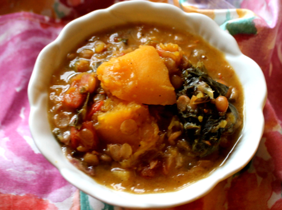 Post image for Kale-Lentil-Squash Chili / Homemade Vegetable Stock