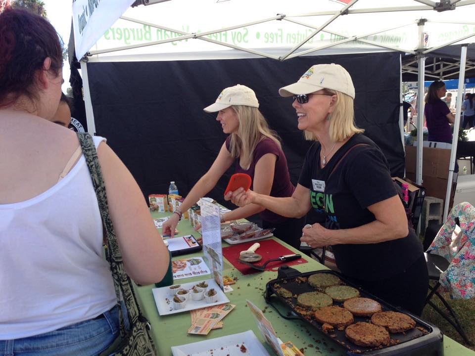 sunshine burger at central florida vegfest 2 JL Fields